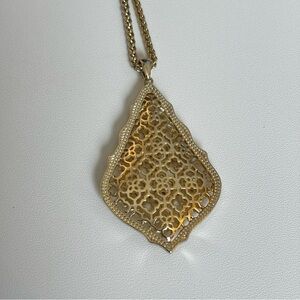 Kendra Scott Aiden Filigree Long Pendant Necklace
Gold